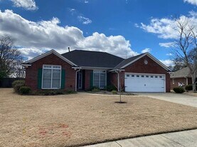 5010 Emerald Isle Ct in Columbus, GA - Building Photo