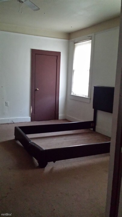 129 Rice St in Belton, SC - Building Photo