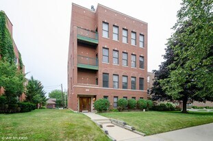 140 Ridge Ave in Evanston, IL - Building Photo