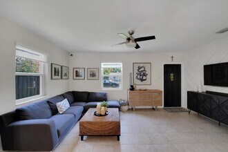 1305 NE 1st Ave in Fort Lauderdale, FL - Building Photo - Building Photo