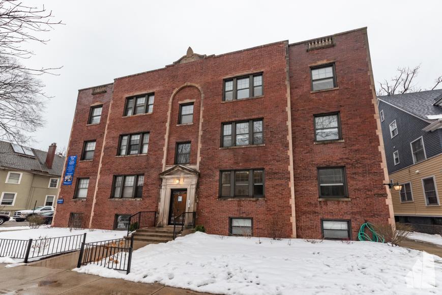 1143 Maple Ave in Evanston, IL - Building Photo