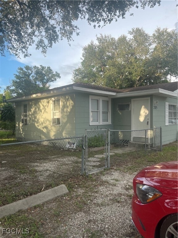 property at 2107 Franklin St