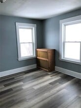 25 S Main St in East Windsor, CT - Building Photo - Building Photo