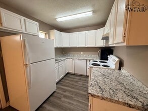 1406 Christine Rd in Wichita Falls, TX - Building Photo - Building Photo