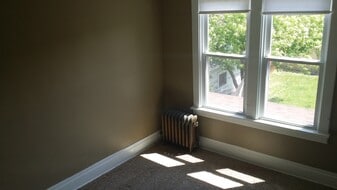 169 Norwalk Ave, Unit Upper