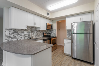 Tunbridge Apartments in Media, PA - Building Photo - Interior Photo