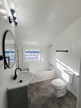 426 Hazel Ave in Lima, OH - Building Photo - Building Photo