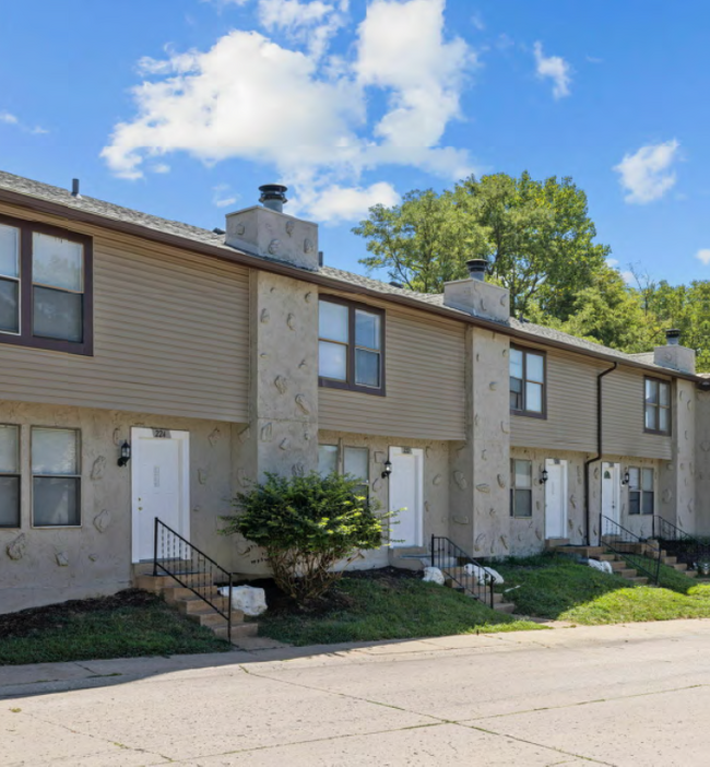 property at 216 Northport Hills Dr
