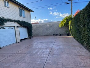 341 Freear Dr in Buellton, CA - Building Photo - Building Photo