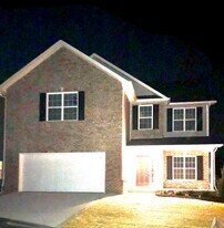 8117 River House Rd in Knoxville, TN - Building Photo