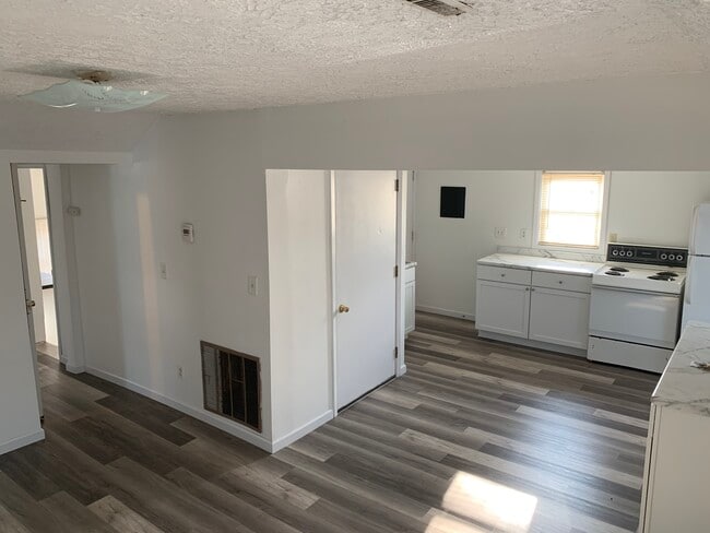 902 C Ave, Unit #2 in Kearney, NE - Building Photo - Building Photo
