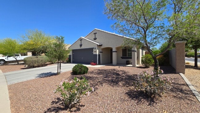 3913 S 185th Ln in Goodyear, AZ - Building Photo - Building Photo