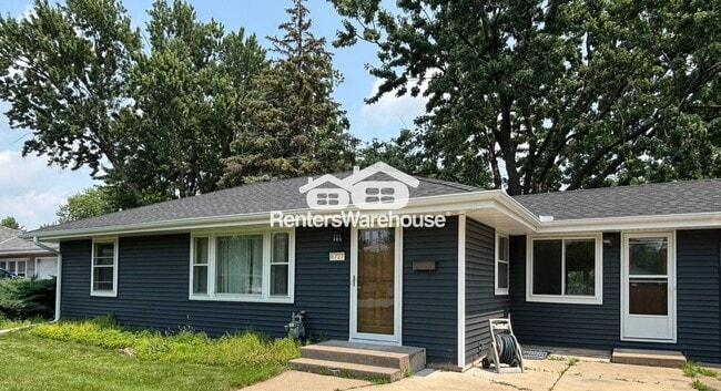 property at 6727 Bloomington Ave S