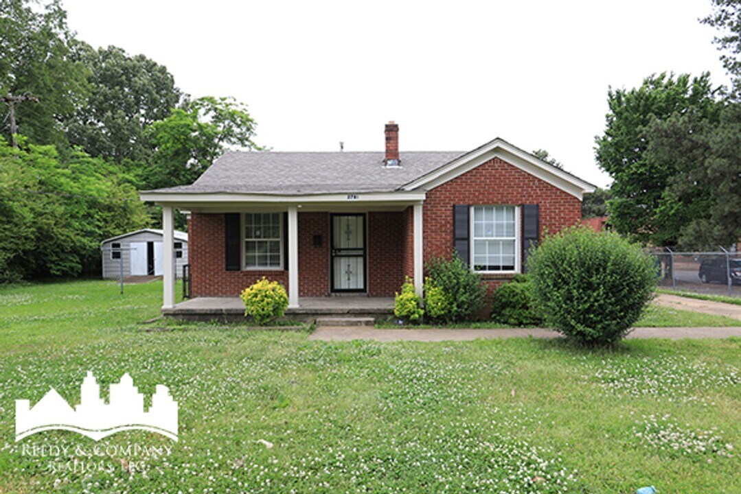2785 Ketchum Rd in Memphis, TN - Building Photo
