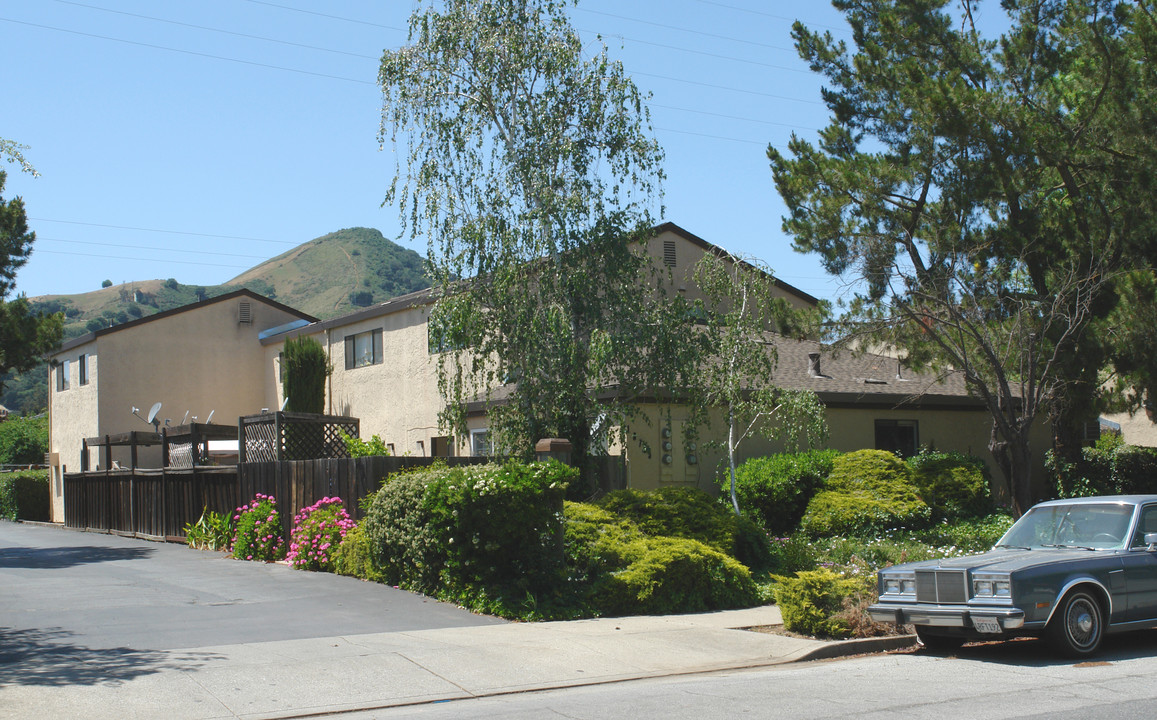 16735 Barnell Ave in Morgan Hill, CA - Building Photo