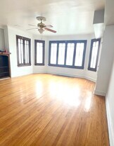 8010 S Marshfield Ave, Unit Unit 1 - First Floor in Chicago, IL - Building Photo