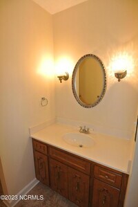 2129 Neuse Cliffs Cir photo'