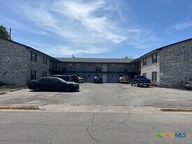 301 Liberty St in Killeen, TX - Building Photo