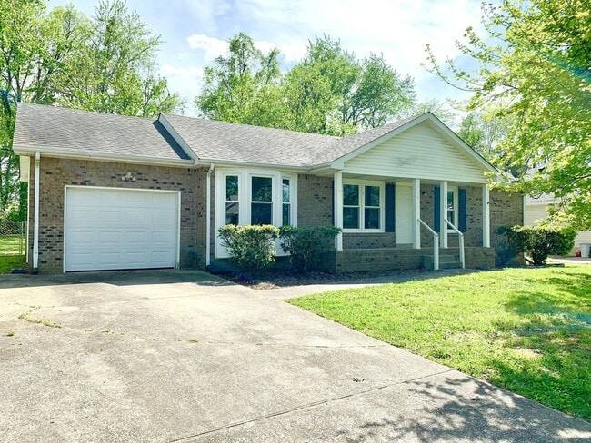 236 Moncrest Dr