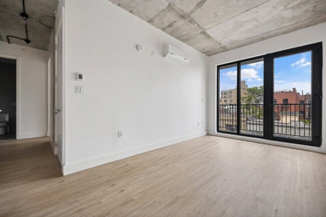 815 Flatbush Ave in Brooklyn, NY - Building Photo - Building Photo