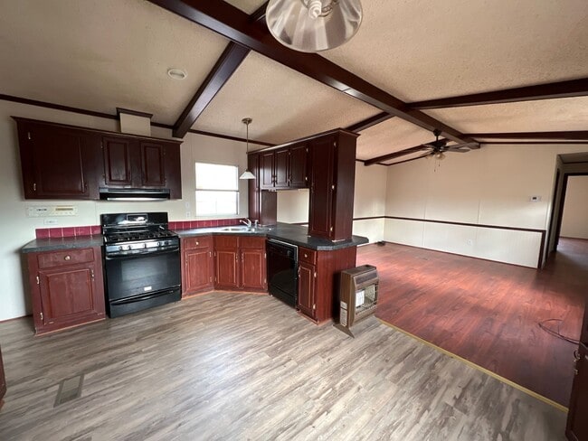 2870 Martin Mill Rd in Newnan, GA - Building Photo - Building Photo
