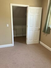 277 Buttonwood Ave, Unit 2 in Cortlandt Manor, NY - Building Photo - Building Photo