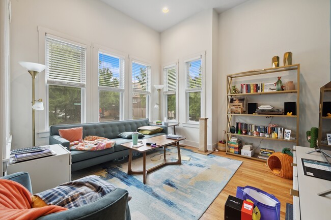 1501 W Nelson St in Chicago, IL - Building Photo - Building Photo