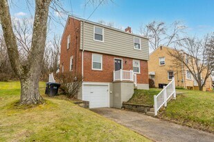 7995 Remington Dr in Pittsburgh, PA - Building Photo