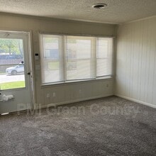 4543 E Young Ct in Tulsa, OK - Building Photo - Building Photo