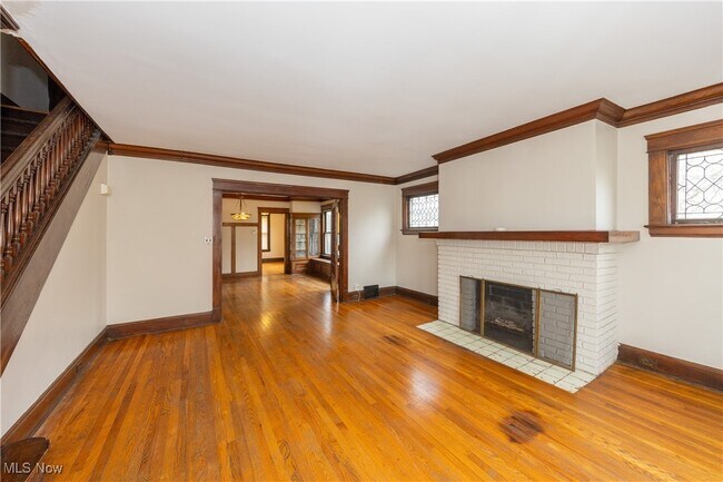 2572 Mayfield Rd in Cleveland Heights, OH - Building Photo - Building Photo