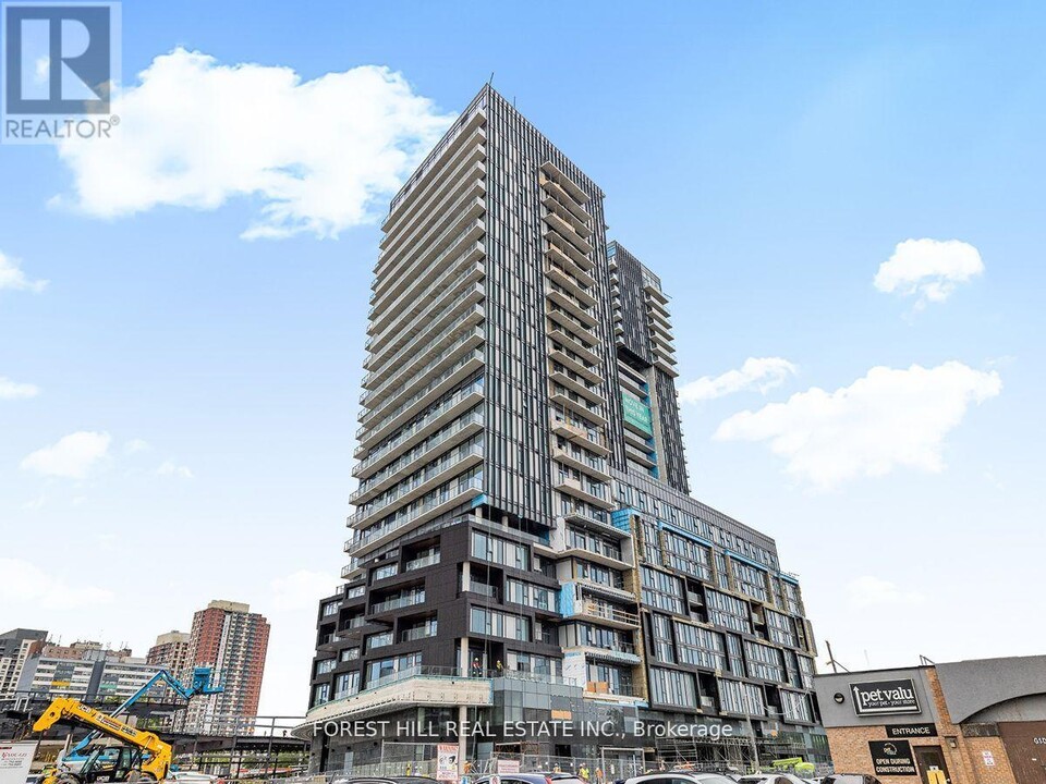 10-410 Graphophone Grv in Toronto, ON - Building Photo