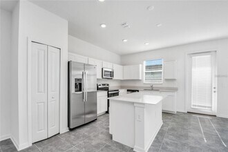 121 Bogey Dr in Davenport, FL - Foto de edificio - Building Photo