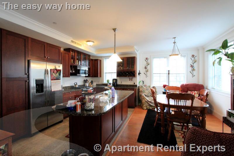 13 Durham St, Unit 2 in Somerville, MA - Building Photo