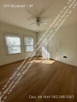 209 Belmont Ave in Long Beach, CA - Building Photo