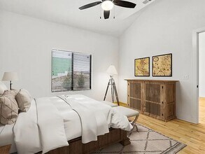 105-107 E Maplewood Ln in Raymore, MO - Building Photo - Building Photo