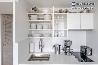 12 Commonwealth Ave in Boston, MA - Building Photo - Building Photo