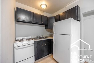 1350 N Dearborn, Unit 608 in Chicago, IL - Building Photo - Building Photo