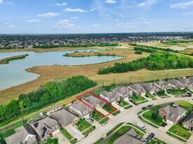 10223 Sierra Grace Ln in Houston, TX - Building Photo