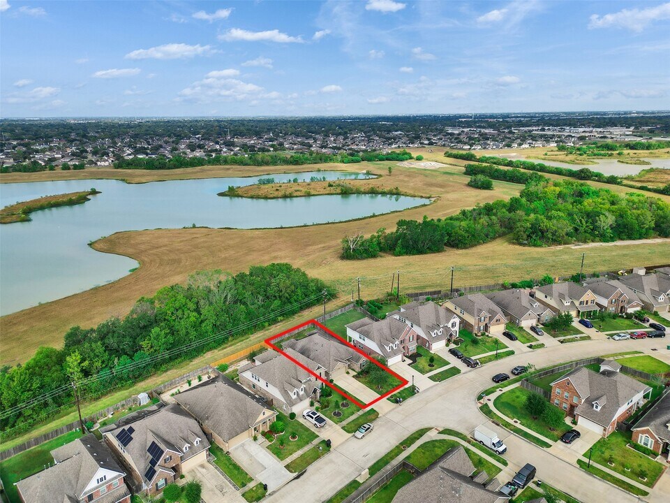 10223 Sierra Grace Ln in Houston, TX - Building Photo