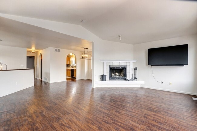 property at 3622 Sycamore Loop