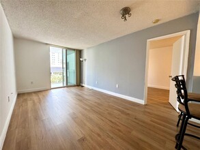 850 N Miami Ave, Unit 510 in Miami, FL - Building Photo - Building Photo