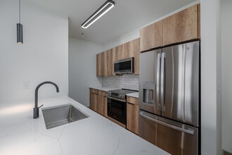 Block Lofts in Atlanta, GA - Building Photo - Interior Photo