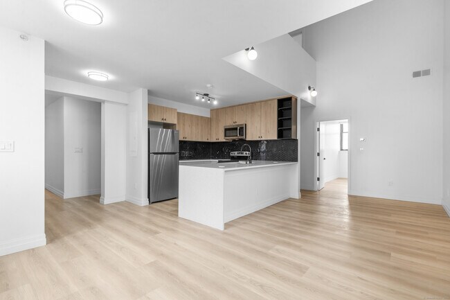 property at 41 N Main St