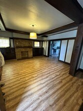 1948 Broadway Ave in Pittsburgh, PA - Building Photo - Building Photo