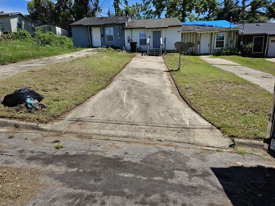 755 Wailes St in Tallahassee, FL - Foto de edificio