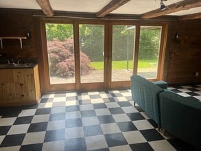 445 Dennison Dr in Southbridge, MA - Building Photo - Building Photo