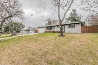 1514 Brookhaven Dr in Dallas, TX - Foto de edificio - Building Photo