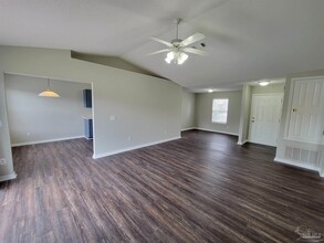 547 Capstan Ct in Pensacola, FL - Building Photo - Building Photo