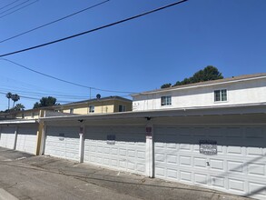 5914 Coldwater Canyon Ave in North Hollywood, CA - Building Photo - Building Photo