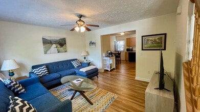 30 True Way Ln, Unit #3 in Sylva, NC - Building Photo - Building Photo